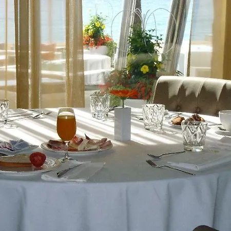 Hotel Cosmopolita Boutique & Castell-Platja d’Aro